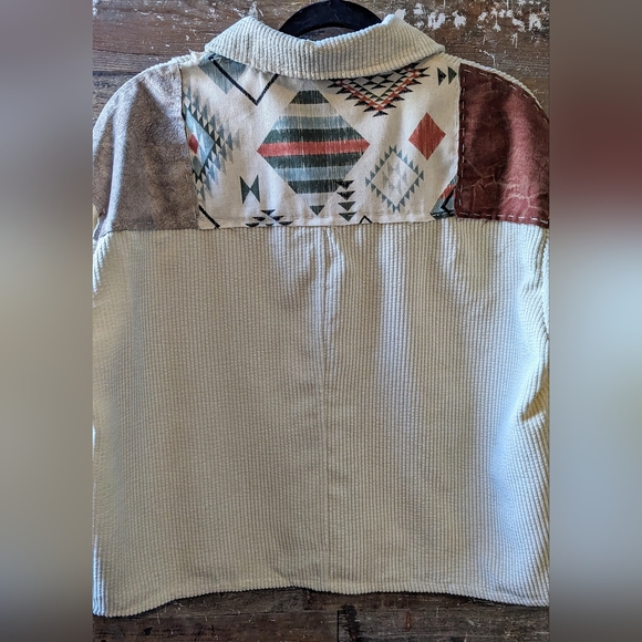 NWT Handcrafted Original Design Multi Aztec Patterned Soft Cordoroy Shacket - Picture 5 of 12